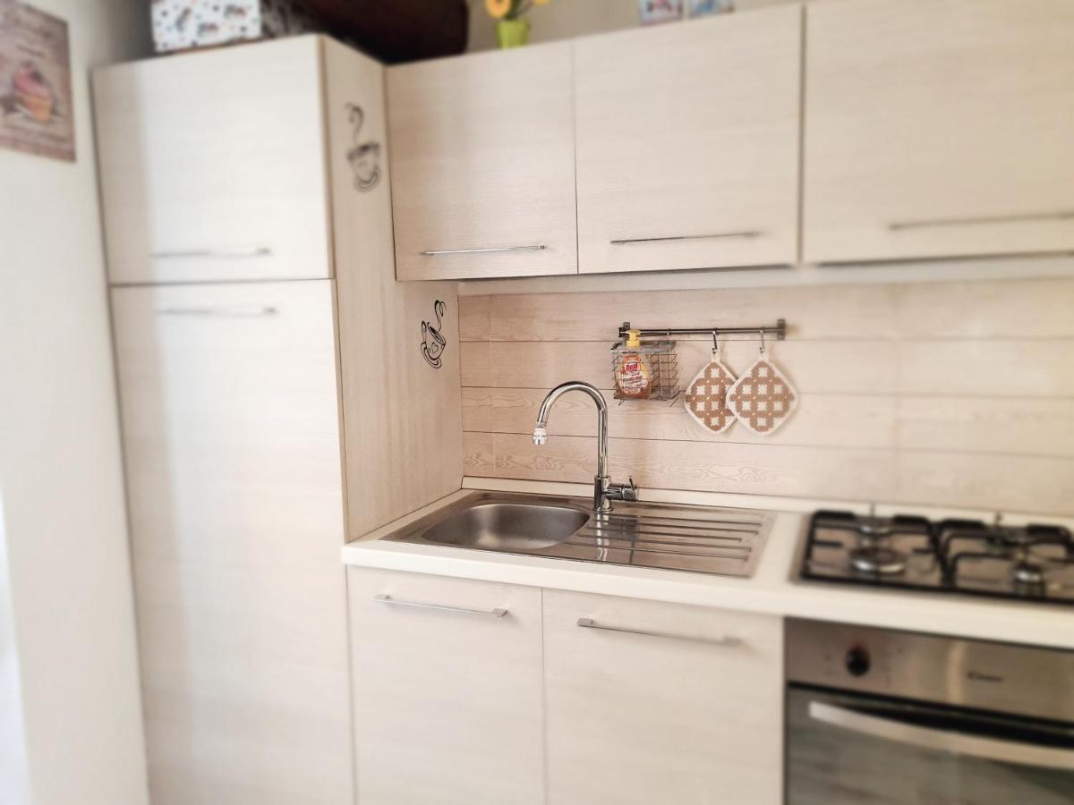 Sweet Home Badalucco 10 Min Dal Mare 4 Persone Luaran gambar